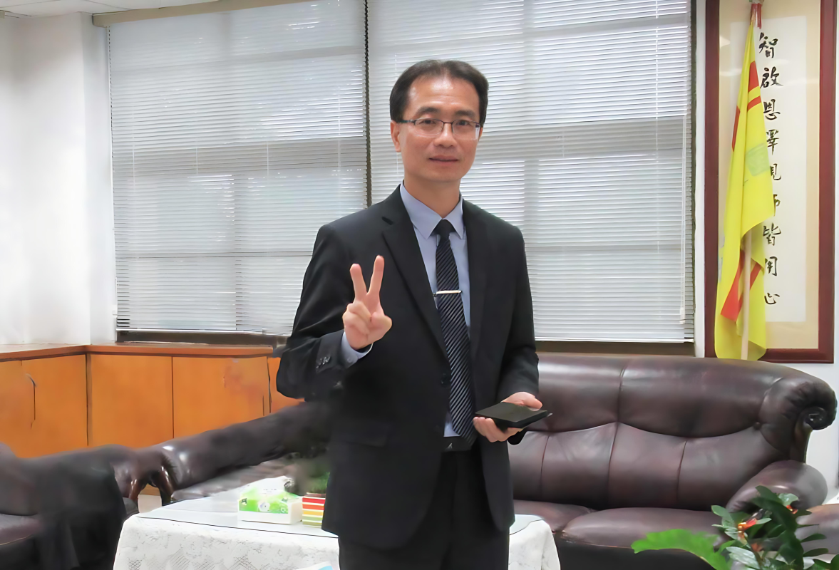 謝秋樂校長 謝秋樂校長